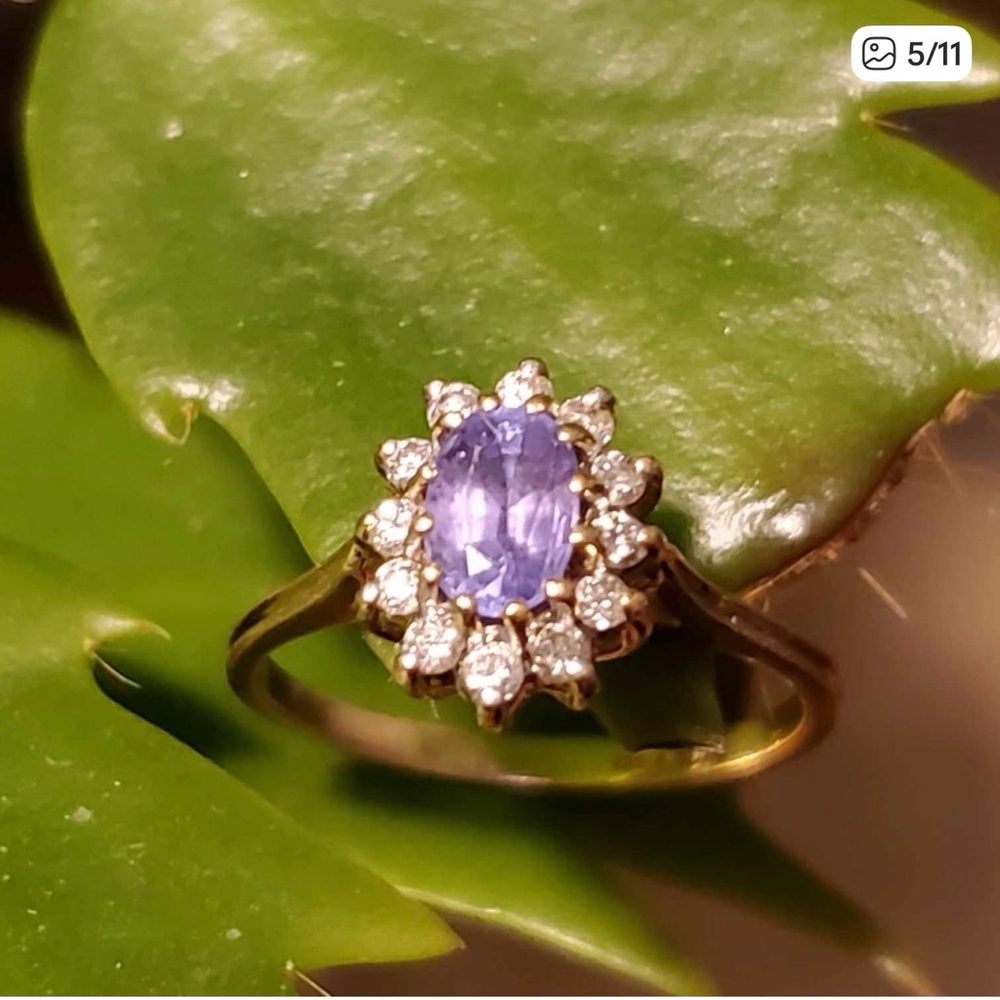 Elegant Tanzanite and Diamond 14k Gemstone Ring! 
 💍✨💕